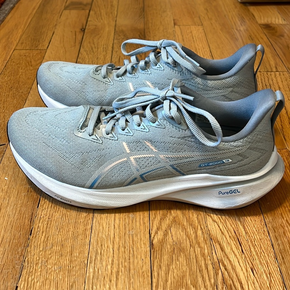 Women’s ASICS GT-2000 13 Running sneaker
